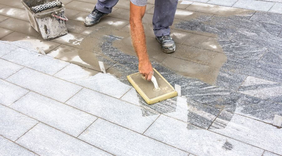Expert Emergency Roof Repairs services in Windom, MN